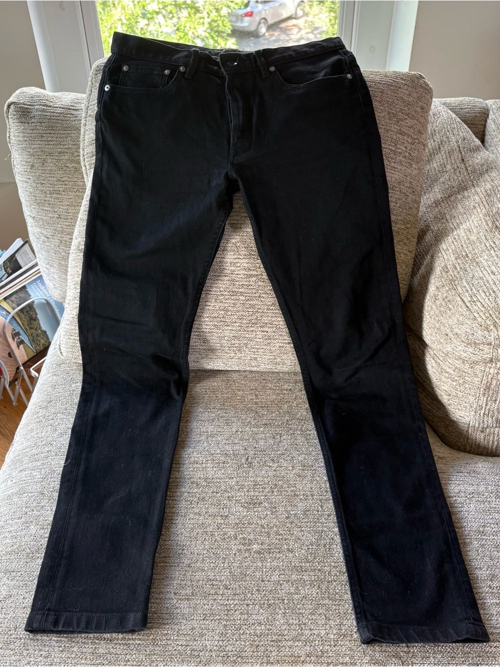 APC Men's Black Straight-Leg Jeans